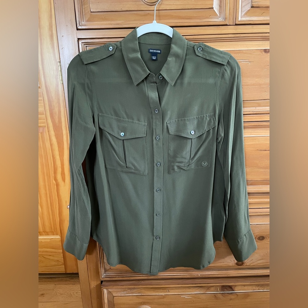 Women’s True Religion Army Green Button-Down Silk Blouse XS ✨BRAND NEW✨